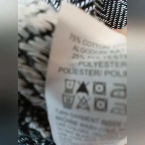 Lucky Brand hooded poncho size M/L black white herringbone pattern pockets - Picture 6 of 9